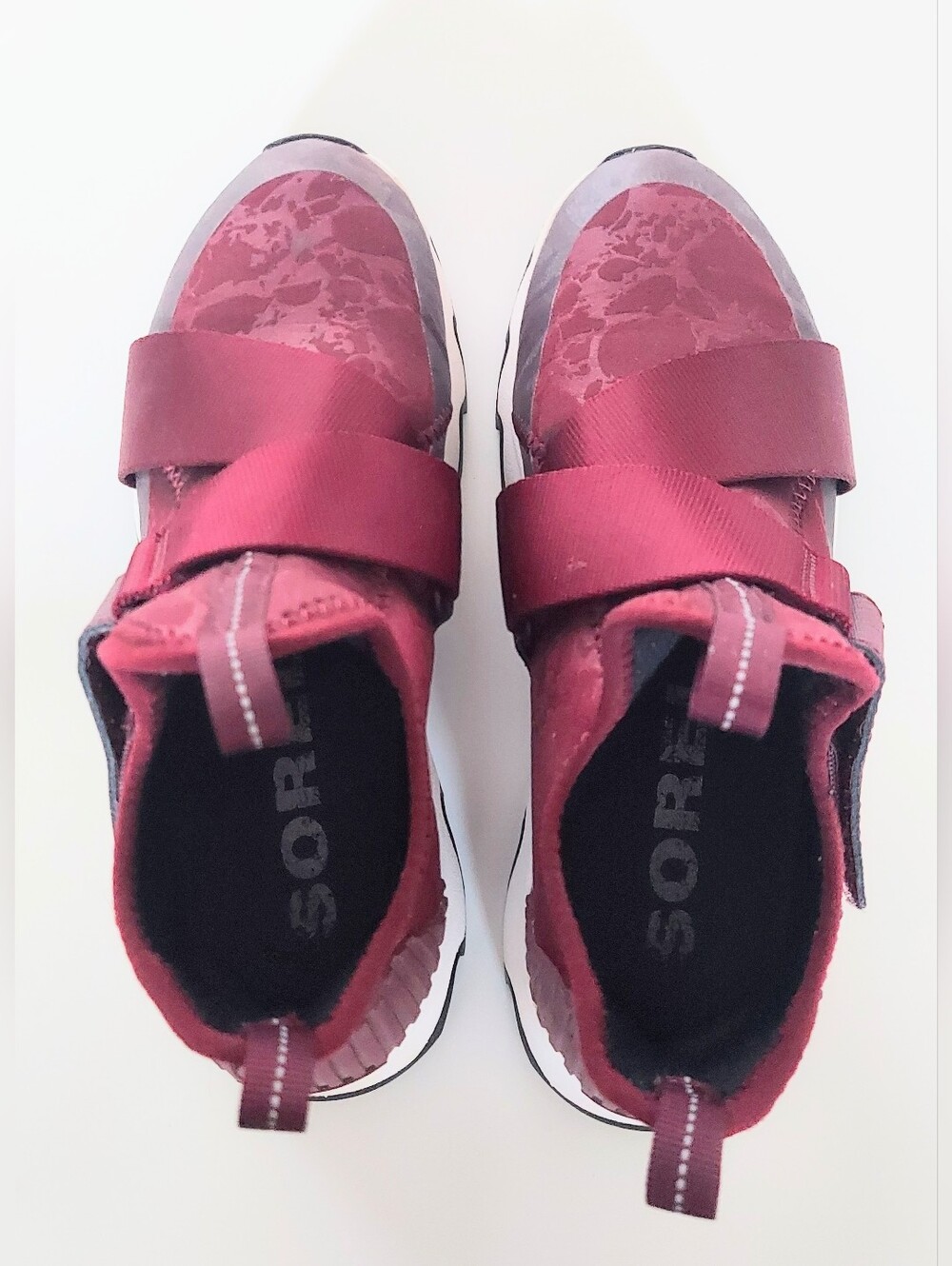 Sorel Kinetic Sneak Women's Sneaker Shoes Slip On Size 7 Burgandy Red - Picture 5 of 8